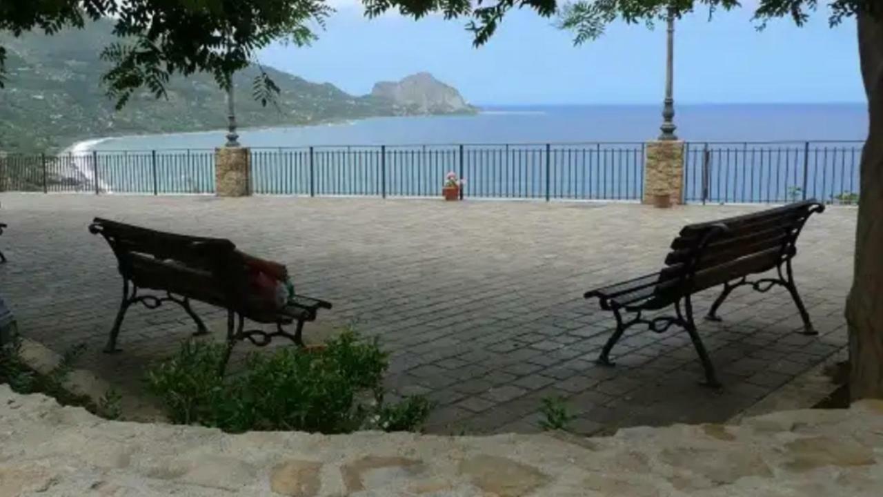 Dea Del Borgo Villa Sant'Ambrogio  Dış mekan fotoğraf